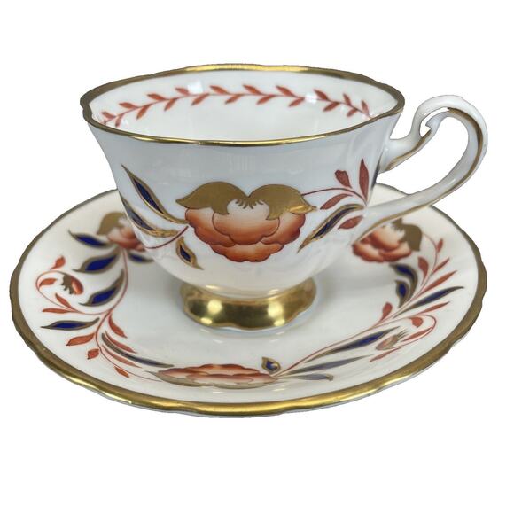 Vintage Royal Chelsea "Dynasty" Footed Tea Cup & Saucer Set Bone China Gold Rim - Picture 1 of 7